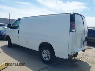 2016 Chevrolet Express Cargo Van with VIN 1GCWGAFF1G1259365, listed as a IAAI auction lot 42066824 with 279,250 mi miles. Bid and sale history available at carsss.com. Image 3.
