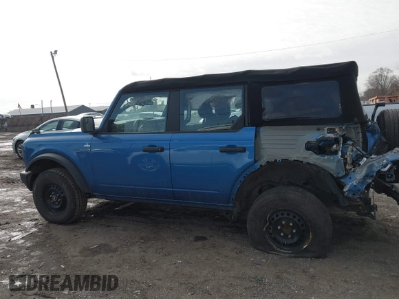 2022 Ford Bronco with VIN 1FMDE5BH1NLB71120, listed as a IAAI auction lot 41723502 with 56,387 mi miles and . Bid and sale history available at DreamBid. Image 14.