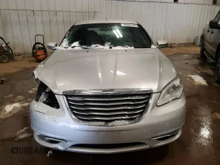 2012 Chrysler 200 Touring with VIN 1C3CCBBB8CN181679, listed as a Copart auction lot 45494495 with 142,738 mi miles and Clean Title. Bid and sale history available at carsss.com. Image 5.