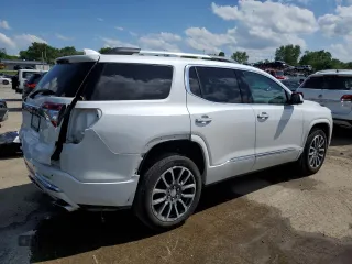 2021 GMC Acadia Denali z VIN 1GKKNPLS1MZ214730, wystawiony jako Copart lot #56895095 z przebiegiem 42 634 mil mil oraz Szkoda całkowita • Salvage title. Historia ofert i sprzedaży dostępna na DreamBid. Obrazek 3.