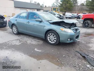 2011 Toyota Camry LE with VIN 4T1BK3EK8BU611822, listed as a IAAI auction lot 41966434 with 113,254 mi miles. Bid and sale history available at carsss.com. Image 1.