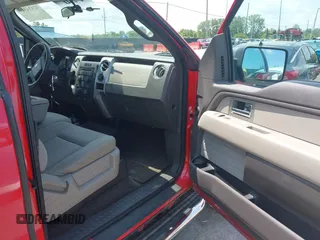 2009 Ford F-150 STX with VIN 1FTRX128X9FA69333, listed as a IAAI auction lot 42434329 with 175,322 mi miles and . Bid and sale history available at DreamBid. Image 5.