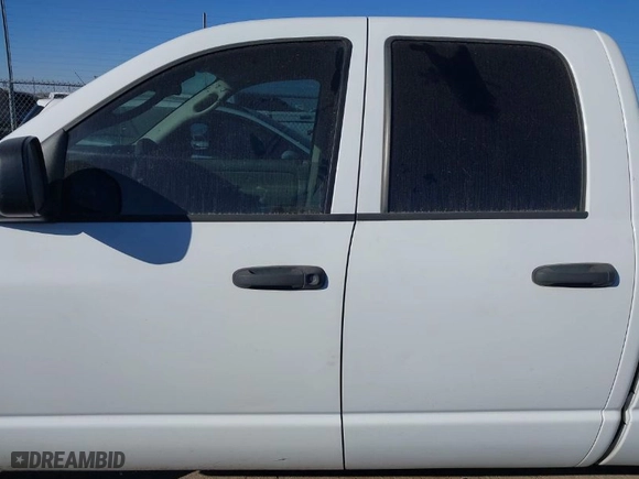 2004 Dodge Ram 1500 SLT with VIN 1D7HA18D44S683513, listed as a IAAI auction lot 41108910 with NaN miles. Bid and sale history available at carsss.com. Image 14.