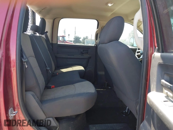 2011 Ram 2500 Big Horn z VIN 3D7UT2CL2BG523583, wystawiony jako IAAI lot #42407680 z przebiegiem 164 168 mil mil oraz . Historia ofert i sprzedaży dostępna na DreamBid. Obrazek 8.