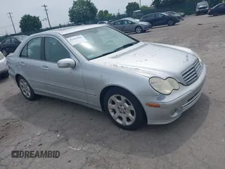 2006 Mercedes-Benz C 280 Luxury z VIN WDBRF92H86F739098, wystawiony jako IAAI lot #42363904 z przebiegiem 146 275 mil mil oraz . Historia ofert i sprzedaży dostępna na DreamBid. Obrazek 1.