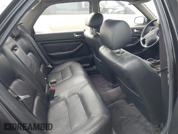 1993 Acura Legend L with VIN JH4KA7660PC010335, listed as a IAAI auction lot 42163696 with 75,309 mi miles and . Bid and sale history available at DreamBid. Image 8.