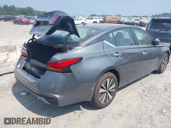2021 Nissan Altima SV z VIN 1N4BL4DW8MN383948, wystawiony jako IAAI lot #42405173 z przebiegiem 32 705 mil mil oraz . Historia ofert i sprzedaży dostępna na DreamBid. Obrazek 4.