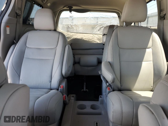 2020 Toyota Sienna XLE Auto Access Seat z VIN 5TDYZ3DC2LS055002, wystawiony jako Copart lot #56476025 z przebiegiem 69 497 mil mil oraz Szkoda całkowita • Salvage title. Historia ofert i sprzedaży dostępna na DreamBid. Obrazek 10.