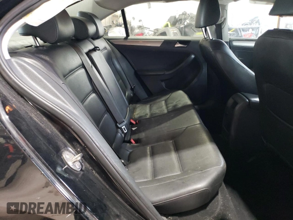 2015 Volkswagen Jetta Sedan 1.8T SE w/Connectivity with VIN 3VWD07AJ9FM404693, listed as a Copart auction lot 73733274 with 168,594 mi miles and Clean Title. Bid and sale history available at carsss.com. Image 10.