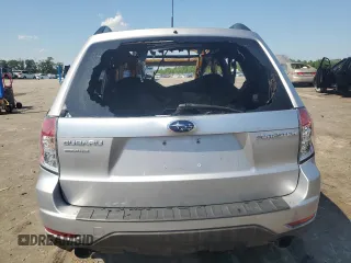 2012 Subaru Forester X Premium z VIN JF2SHBDC4CH445642, wystawiony jako Copart lot #63432225 z przebiegiem Nie podano mil oraz Nie do naprawy • Non repairable. Historia ofert i sprzedaży dostępna na DreamBid. Obrazek 6.