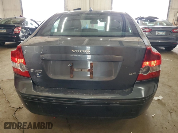 2007 Volvo S40 2.4L with VIN YV1MS382272310372, listed as a Copart auction lot 48593235 with 146,456 mi miles and Non Repairable. Bid and sale history available at carsss.com. Image 6.