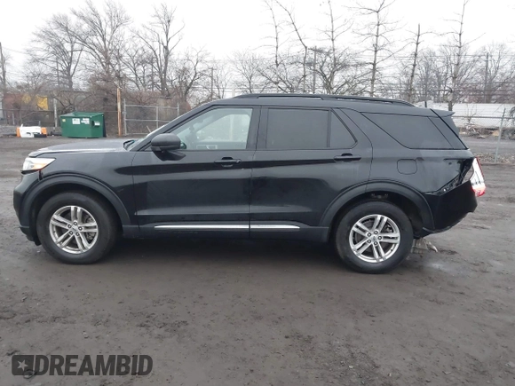 2023 Ford Explorer XLT with VIN 1FMSK8DH8PGA89282, listed as a IAAI auction lot 41453791 with 30,309 mi miles. Bid and sale history available at carsss.com. Image 14.