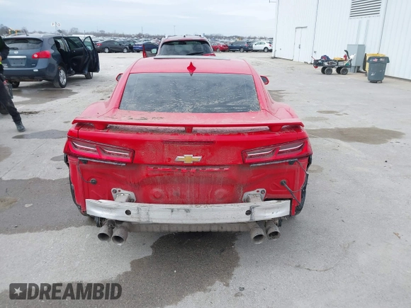 2018 Chevrolet Camaro 2SS with VIN 1G1FH1R74J0185575, listed as a IAAI auction lot 41581138 with 59,817 mi miles and . Bid and sale history available at DreamBid. Image 16.