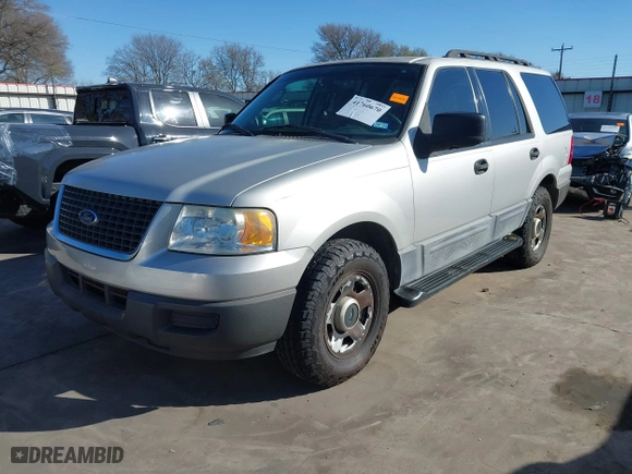 2004 Ford Expedition XLS with VIN 1FMRU13W64LB51765, listed as a IAAI auction lot 41760670 with 84,333 mi miles. Bid and sale history available at carsss.com. Image 22.