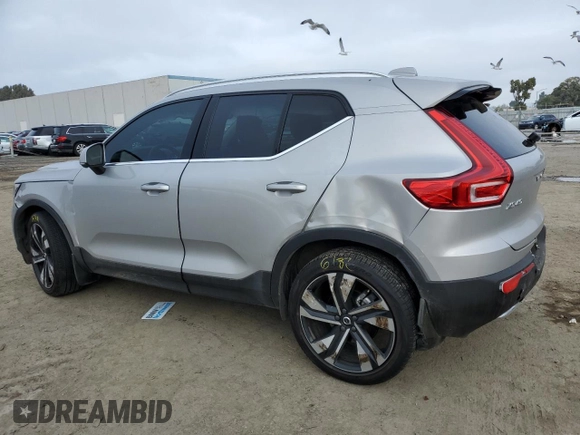 2023 Volvo XC40 Ultimate Bright Theme с VIN YV4L12UA5P2939455, выставлен на аукционе Copart как лот 41344855 с пробегом 18 949 миль миль и Списание • Salvage title. История ставок и продаж доступна на DreamBid. Изображение 2.