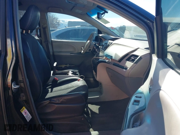 2012 Toyota Sienna SE with VIN 5TDXK3DC9CS179896, listed as a IAAI auction lot 41672616 with 216,638 mi miles. Bid and sale history available at carsss.com. Image 5.