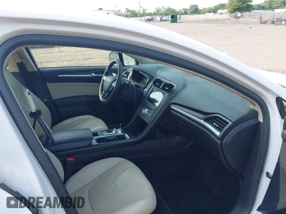2018 Ford Fusion Titanium with VIN 3FA6P0D97JR247621, listed as a IAAI auction lot 42465608 with 174,983 mi miles and . Bid and sale history available at DreamBid. Image 5.