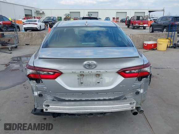 2022 Toyota Camry SE with VIN 4T1G11AK5NU625216, listed as a IAAI auction lot 41506214 with 65,097 mi miles. Bid and sale history available at carsss.com. Image 17.