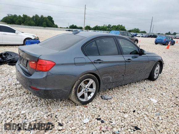 2015 BMW 3 Series 328i z VIN WBA3A5G55FNS86185, wystawiony jako Copart lot #59115875 z przebiegiem Nie podano mil oraz Szkoda całkowita • Salvage title. Historia ofert i sprzedaży dostępna na DreamBid. Obrazek 3.