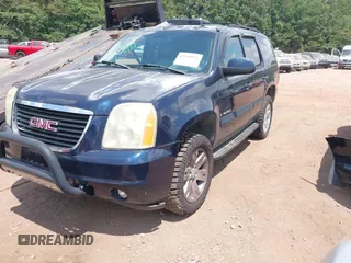 2007 GMC Yukon z VIN 1GKEK13077J129718, wystawiony jako IAAI lot #42449926 z przebiegiem 265 031 mil mil oraz . Historia ofert i sprzedaży dostępna na DreamBid. Obrazek 2.