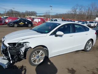 2018 Ford Fusion SE with VIN 3FA6P0HD9JR258618, listed as a IAAI auction lot 41508564 with 54,651 mi miles. Bid and sale history available at carsss.com. Image 18.