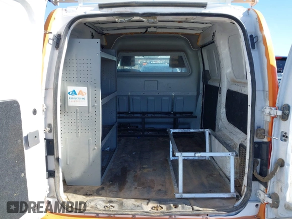 2020 Nissan NV200 S with VIN 3N6CM0KN2LK699541, listed as a IAAI auction lot 42073555 with 117,703 mi miles and . Bid and sale history available at DreamBid. Image 8.