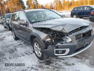2011 Volvo XC70 3.2L z VIN YV4940BZ8B1115060, wystawiony jako IAAI lot #41156698 z przebiegiem 196 913 mil mil oraz . Historia ofert i sprzedaży dostępna na DreamBid. Obrazek 6.