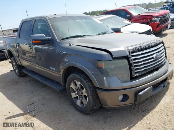 2013 Ford F-150 XL with VIN 1FTFW1CT3DKE02495, listed as a IAAI auction lot 41793841 with 179,751 mi miles. Bid and sale history available at carsss.com. Image 1.