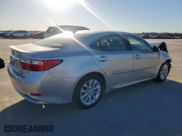 2013 Lexus ES 300h Hybrid with VIN JTHBW1GG9D2012656, listed as a Copart auction lot 47980745 with 52,723 mi miles and Salvage Title. Bid and sale history available at carsss.com. Image 3.