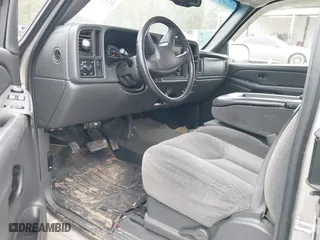 2006 Chevrolet Silverado 1500 LT1 with VIN 1GCEC19V96Z182898, listed as a IAAI auction lot 41135457 with 152,973 mi miles. Bid and sale history available at carsss.com. Image 5.