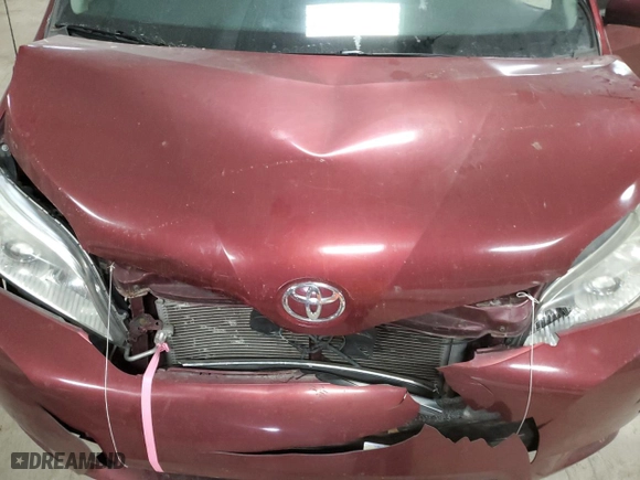2013 Toyota Sienna XLE AAS with VIN 5TDYK3DCXDS318133, listed as a Copart auction lot 44543835 with 108,357 mi miles and Salvage Title. Bid and sale history available at carsss.com. Image 14.