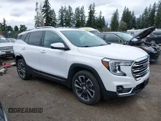 2022 GMC Terrain SLT with VIN 3GKALVEV5NL118573, listed as a IAAI auction lot 41922629 with 34,519 mi miles. Bid and sale history available at carsss.com. Image 1.
