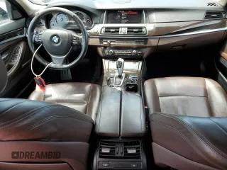 2015 BMW 5 Series 528i xDrive with VIN WBA5A7C51FD622947, listed as a Copart auction lot 63047135 with 189,938 mi miles and Salvage title. Bid and sale history available at DreamBid. Image 8.