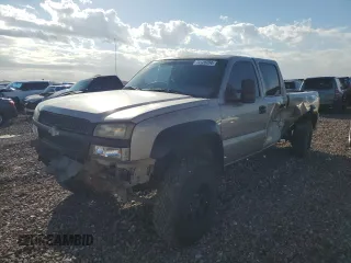2003 Chevrolet Silverado 1500HD LS z VIN 1GCGK13UX3F108575, wystawiony jako Copart lot #74129704 z przebiegiem 164 308 mil mil oraz Szkoda całkowita • Salvage title. Historia ofert i sprzedaży dostępna na DreamBid. Obrazek 1.