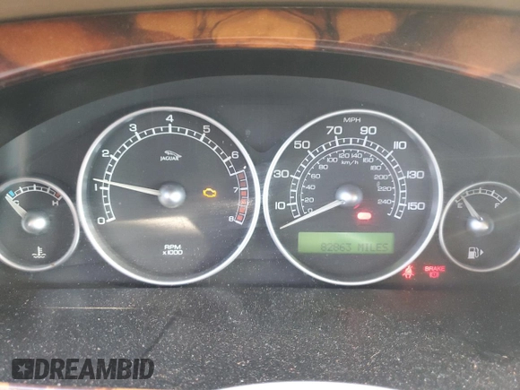 2007 Jaguar X-Type z VIN SAJWA51A87WJ07995, wystawiony jako Copart lot #42737205 z przebiegiem 82 863 mil mil oraz Tytuł czysty. Historia ofert i sprzedaży dostępna na DreamBid. Obrazek 9.