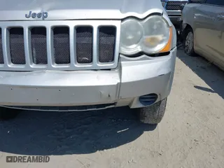 2008 Jeep Grand Cherokee Laredo with VIN 1J8GS48K28C161376, listed as a IAAI auction lot 42048390 with 206,679 mi miles. Bid and sale history available at carsss.com. Image 6.