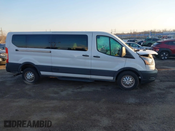 2023 Ford Transit Passenger XL with VIN 1FBAX9Y80PKA16636, listed as a IAAI auction lot 41282212 with 8,572 mi miles and . Bid and sale history available at DreamBid. Image 13.