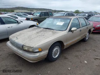 1994 Chevrolet Caprice Classic 1SA Special Value Pkg with VIN 1G1BL52W2RR201821, listed as a IAAI auction lot 41884064 with NaN miles. Bid and sale history available at carsss.com. Image 17.