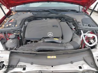 2021 Mercedes-Benz E 350 with VIN W1KZF8DB1MA977976, listed as a IAAI auction lot 42130835 with 30,584 mi miles and . Bid and sale history available at DreamBid. Image 10.