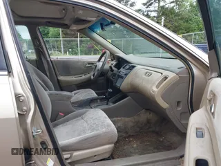 2002 Honda Accord EX z VIN 1HGCG56632A133738, wystawiony jako IAAI lot #42104355 z przebiegiem 236 202 mil mil oraz . Historia ofert i sprzedaży dostępna na DreamBid. Obrazek 5.