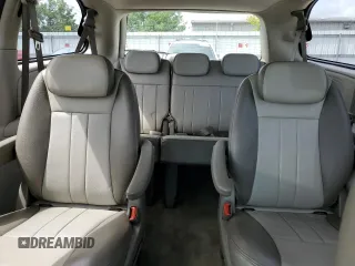 2005 Chrysler Town & Country Touring with VIN 2C4GP54L85R395604, listed as a Copart auction lot 65786054 with 235,271 mi miles and Salvage Title. Bid and sale history available at DreamBid. Image 10.