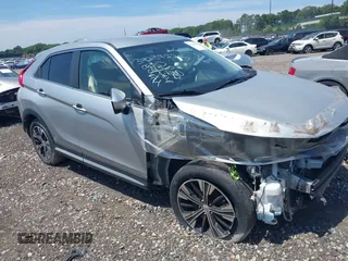 2018 Mitsubishi Eclipse Cross SE with VIN JA4AT5AA6JZ069587, listed as a IAAI auction lot 39903854 with 82,616 mi miles and . Bid and sale history available at DreamBid. Image 1.
