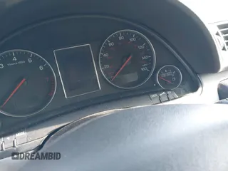 2002 Audi A4 1.8T z VIN WAULC68E12A180056, wystawiony jako IAAI lot #42152742 z przebiegiem Nie podano mil oraz . Historia ofert i sprzedaży dostępna na DreamBid. Obrazek 7.