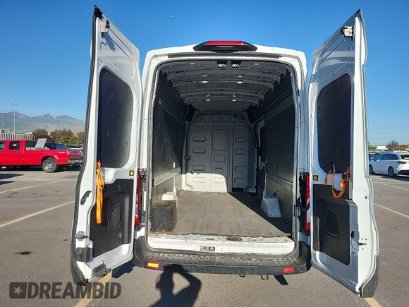 2020 Ford Transit with VIN 1FTBR3UG1LKB26139, listed as a IAAI auction lot 42404328 with 181,405 mi miles and . Bid and sale history available at DreamBid. Image 1.