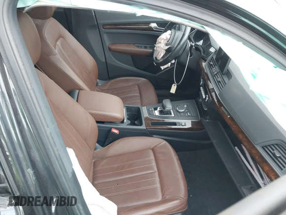 2018 Audi Q5 Premium Plus with VIN WA1BNAFY6J2107924, listed as a IAAI auction lot 41883285 with 110,000 mi miles. Bid and sale history available at carsss.com. Image 5.
