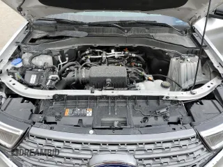 2024 Ford Explorer XLT with VIN 1FMSK7DHXRGA32630, listed as a Copart auction lot 45739405 with 885 mi miles and Salvage Title. Bid and sale history available at carsss.com. Image 12.