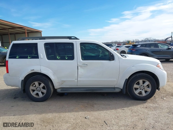 2012 Nissan Pathfinder SV with VIN 5N1AR1NN1CC620908, listed as a IAAI auction lot 41270832 with 223,148 mi miles. Bid and sale history available at carsss.com. Image 13.
