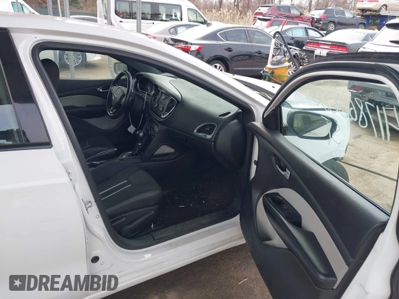 2014 Dodge Dart SXT z VIN 1C3CDFBB6ED670255, wystawiony jako IAAI lot #41786002 z przebiegiem 156 271 mil mil oraz . Historia ofert i sprzedaży dostępna na DreamBid. Obrazek 5.