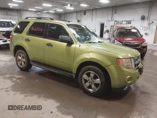 2012 Ford Escape XLT с VIN 1FMCU9DG4CKA96796, выставлен на аукционе IAAI как лот 41668646 с пробегом 92 430 миль миль и . История ставок и продаж доступна на DreamBid. Изображение 1.