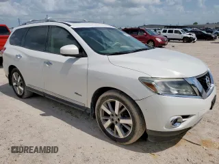 2014 Nissan Pathfinder Platinum Hybrid with VIN 5N1CR2MNXEC660701, listed as a Copart auction lot 61634125 with 136,378 mi miles and Salvage title. Bid and sale history available at DreamBid. Image 4.